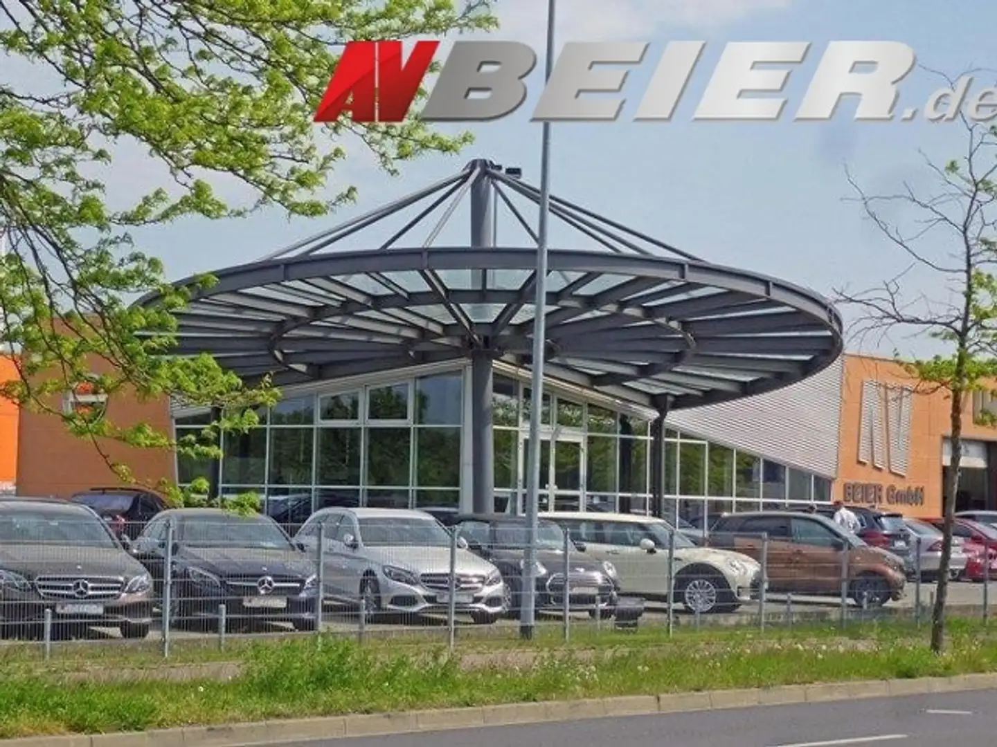 Mercedes-Benz Vito lang Klima AHK DAB Tempomat Ladeboden Seitenverkl Weiß - 1