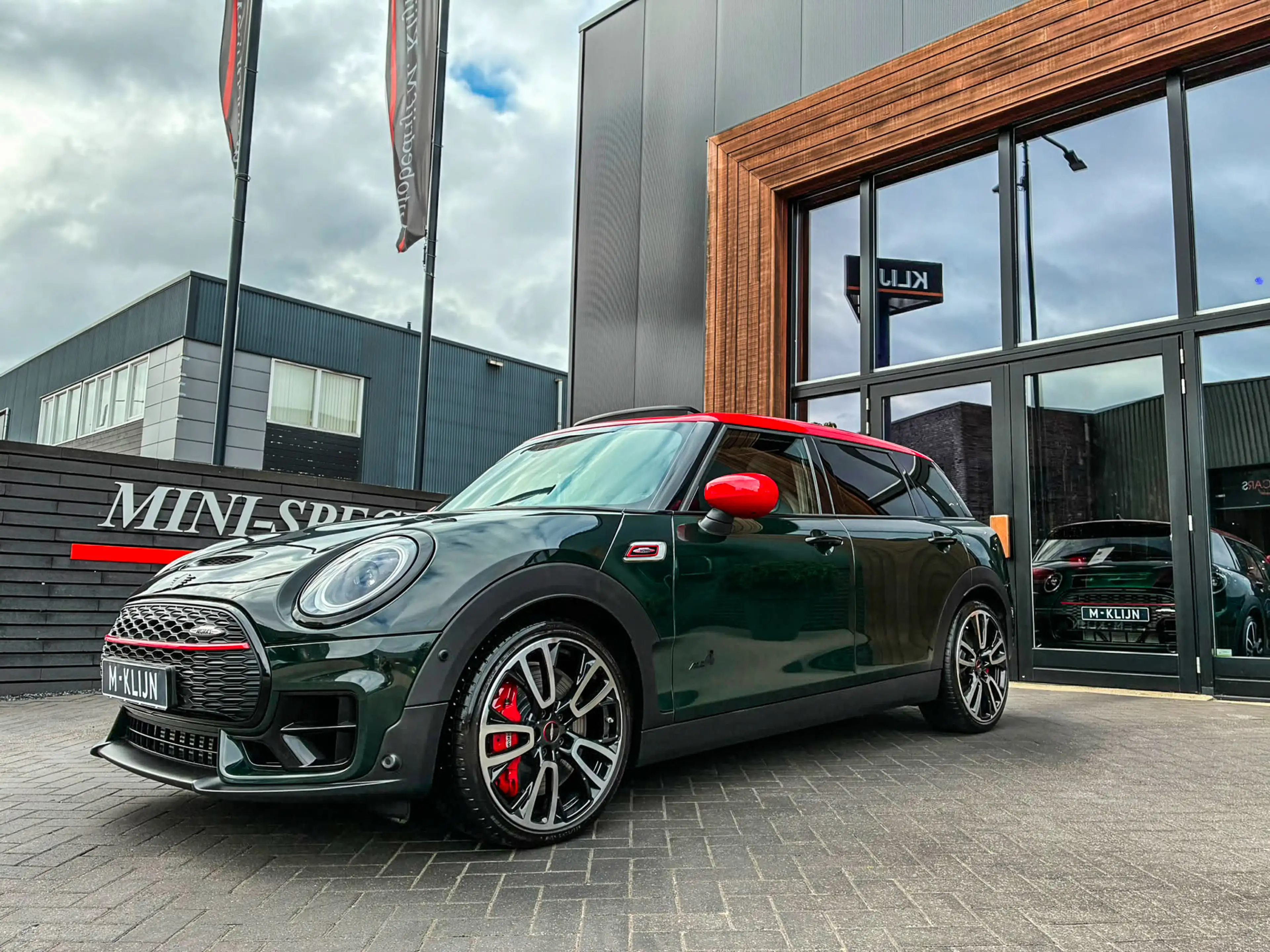 MINI John Cooper Works Clubman 2.0 JCW ALL4 F1 aut 306pk Rebelgreen/Pano/Camera/H — photo 11