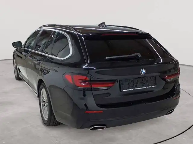 BMW 520 520d Touring Aut. Navi Leder Pano AHK