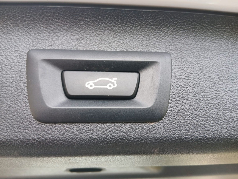 BMW 520 d Touring — photo 14