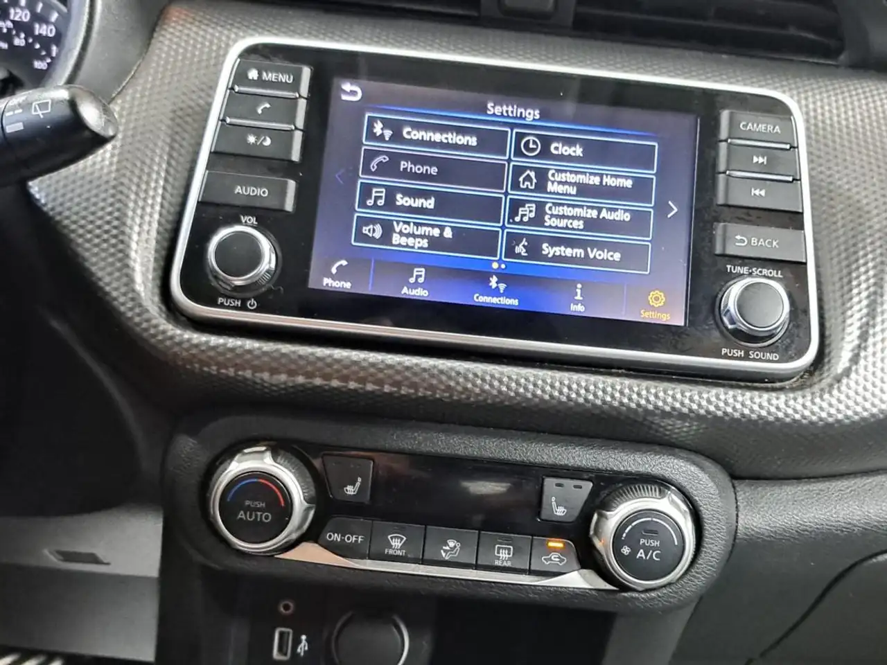 Nissan Kicks fotografie Nissan Kicks
