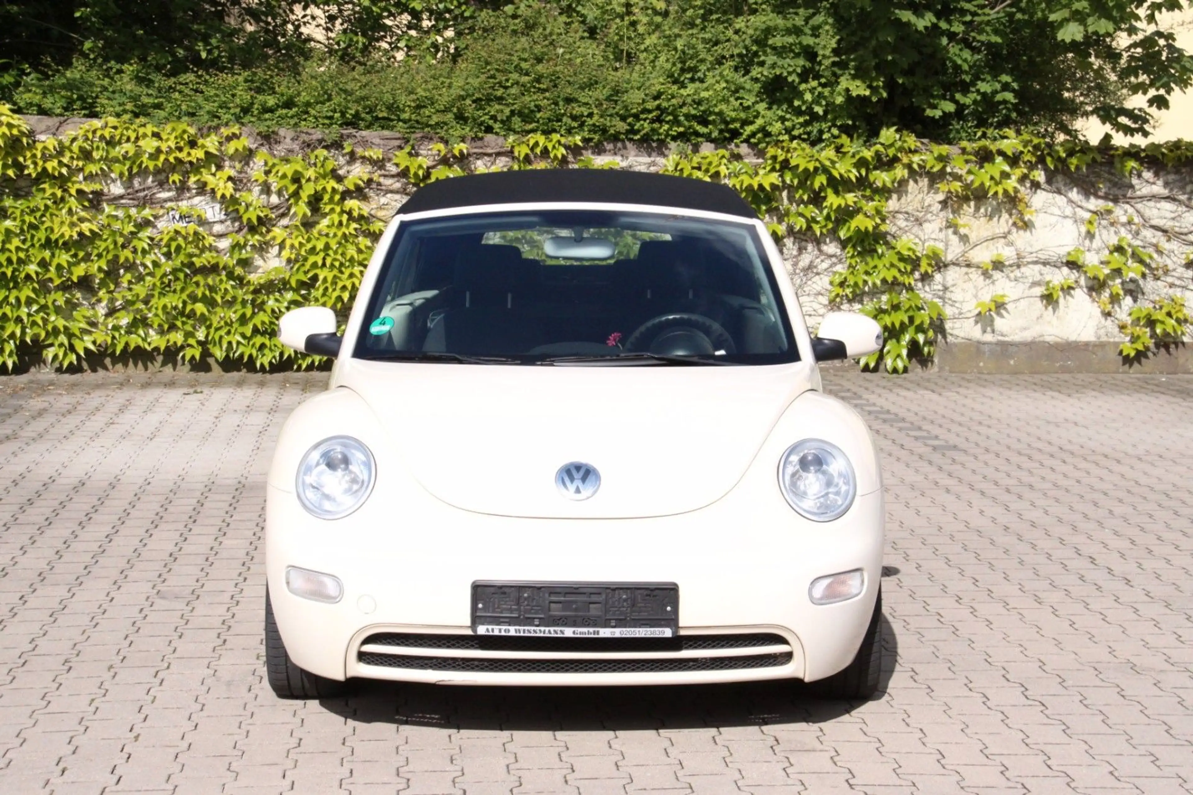 Volkswagen New Beetle 1.4 Cabriolet — photo 7