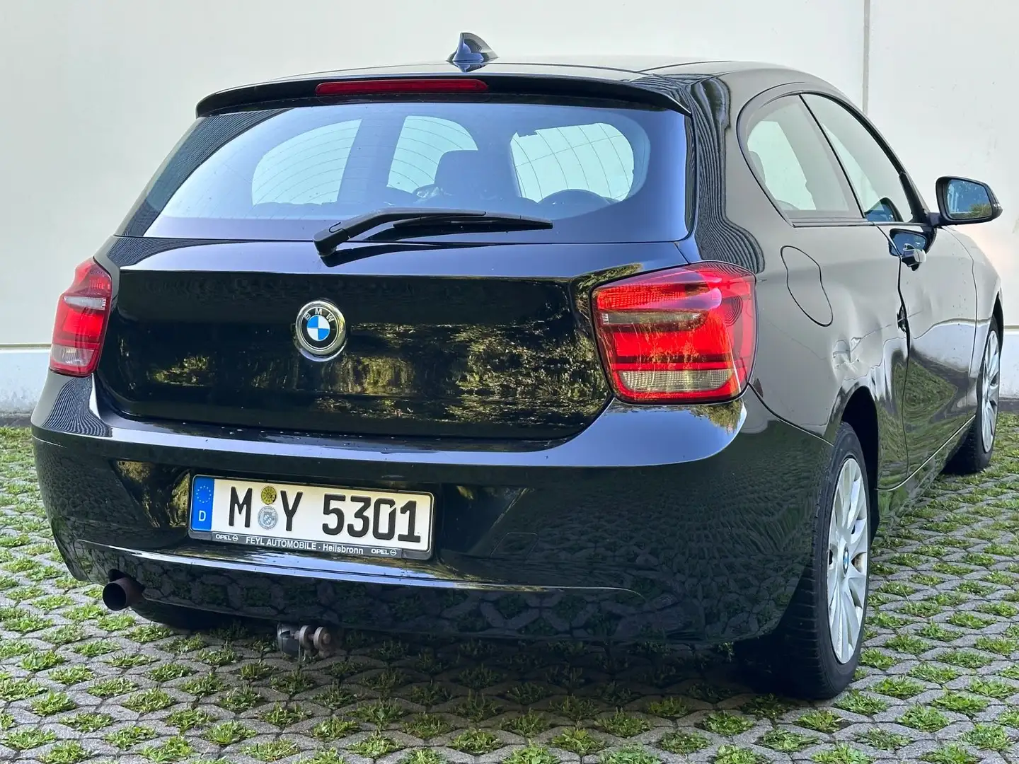 BMW 114 | HU Neu | Kette Neu | Motor unruhig | Negro - 2