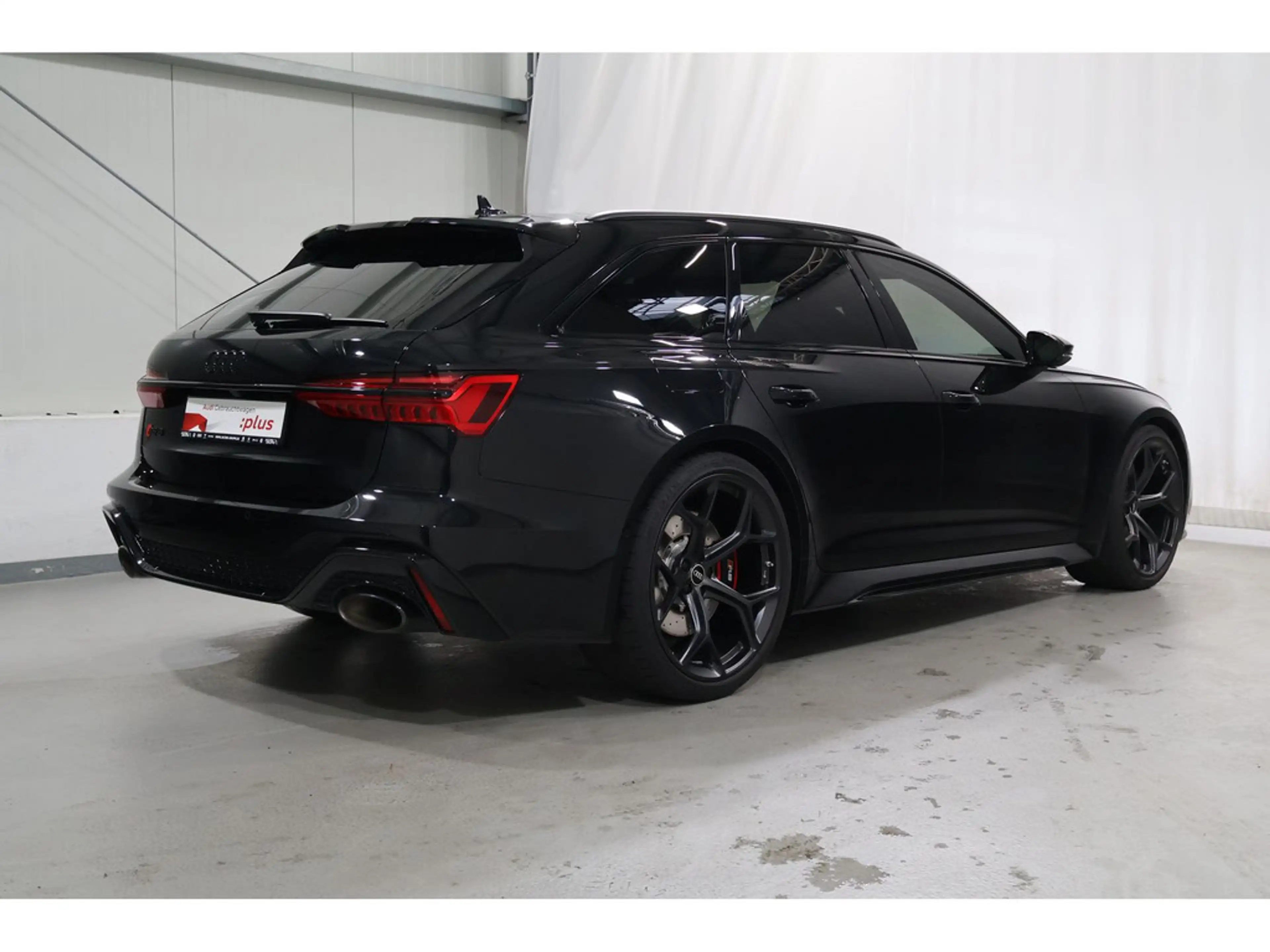 Audi RS6 — photo 4