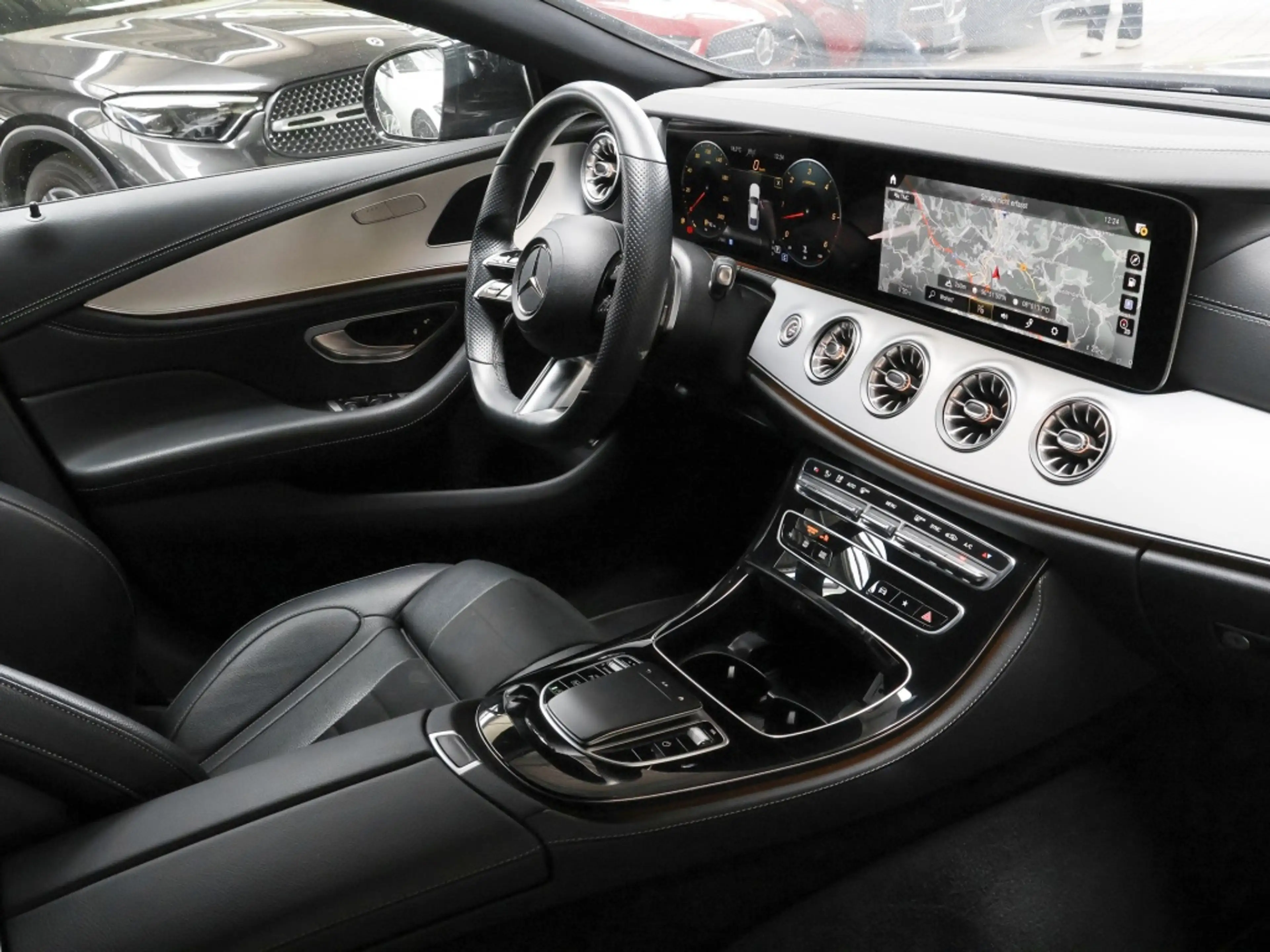 Mercedes-Benz CLS 400 d 4MATIC AMG-Sport/AHK/360/Wide/Night/19 — photo 4