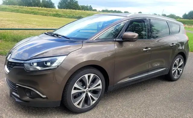 Renault Grand Scenic Scénic dCi 130 cv  7 pl