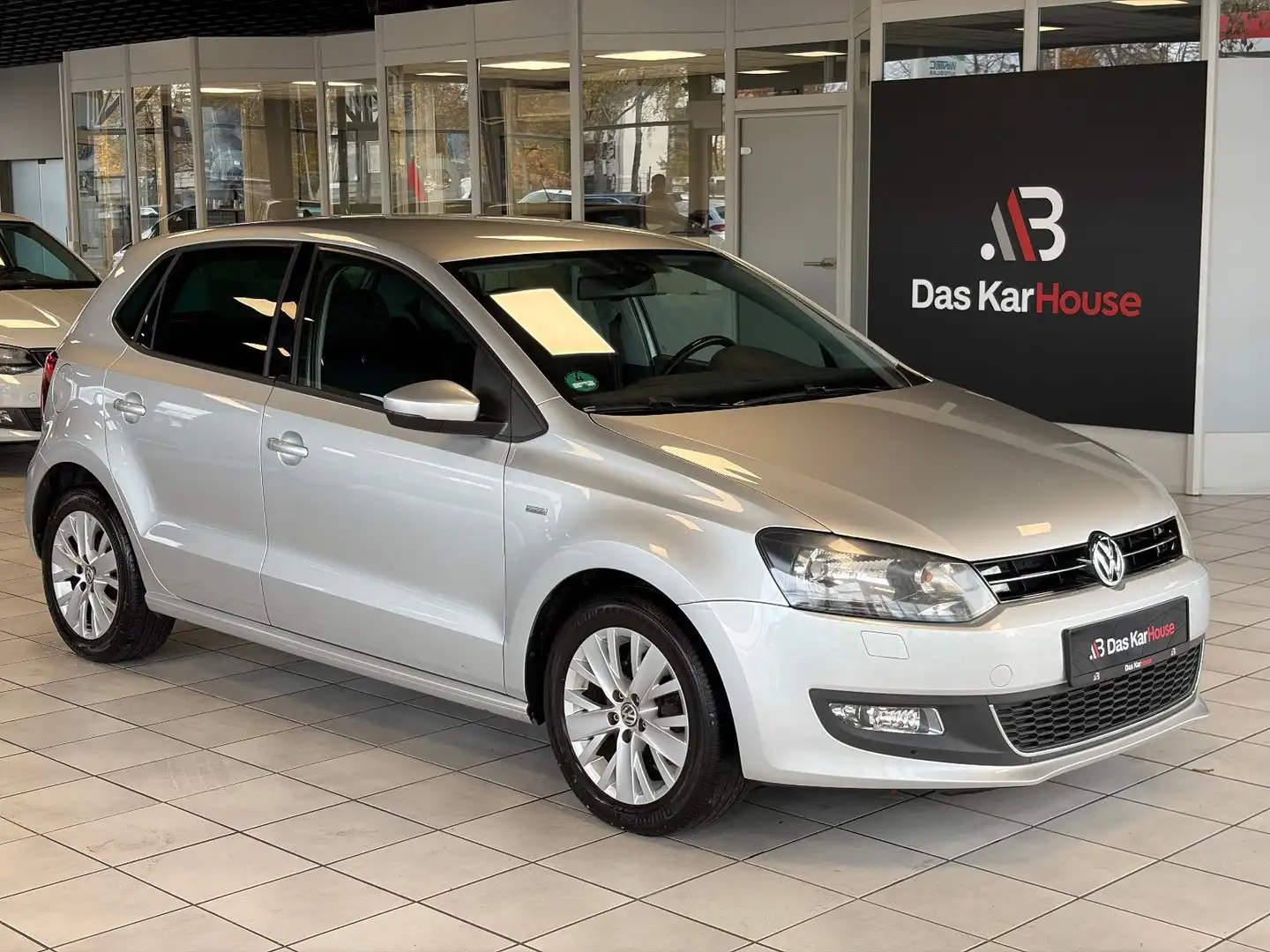 Volkswagen Polo V 1.4 Life · SZH · MFL · TÜV 10/2026 Silber - 1