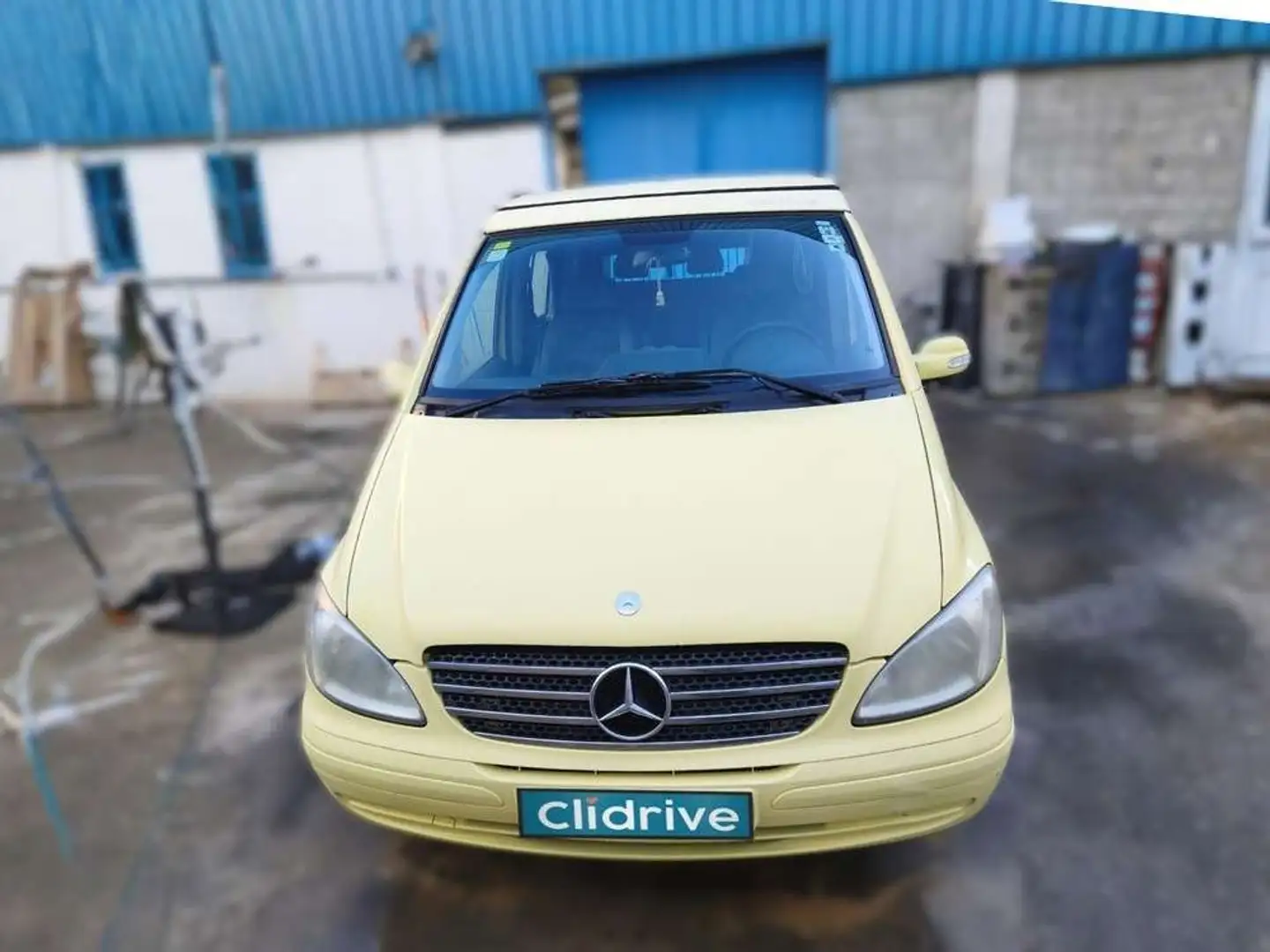 Mercedes-Benz EQE 300 2.2 CDI Fun Larga Amarillo - 2