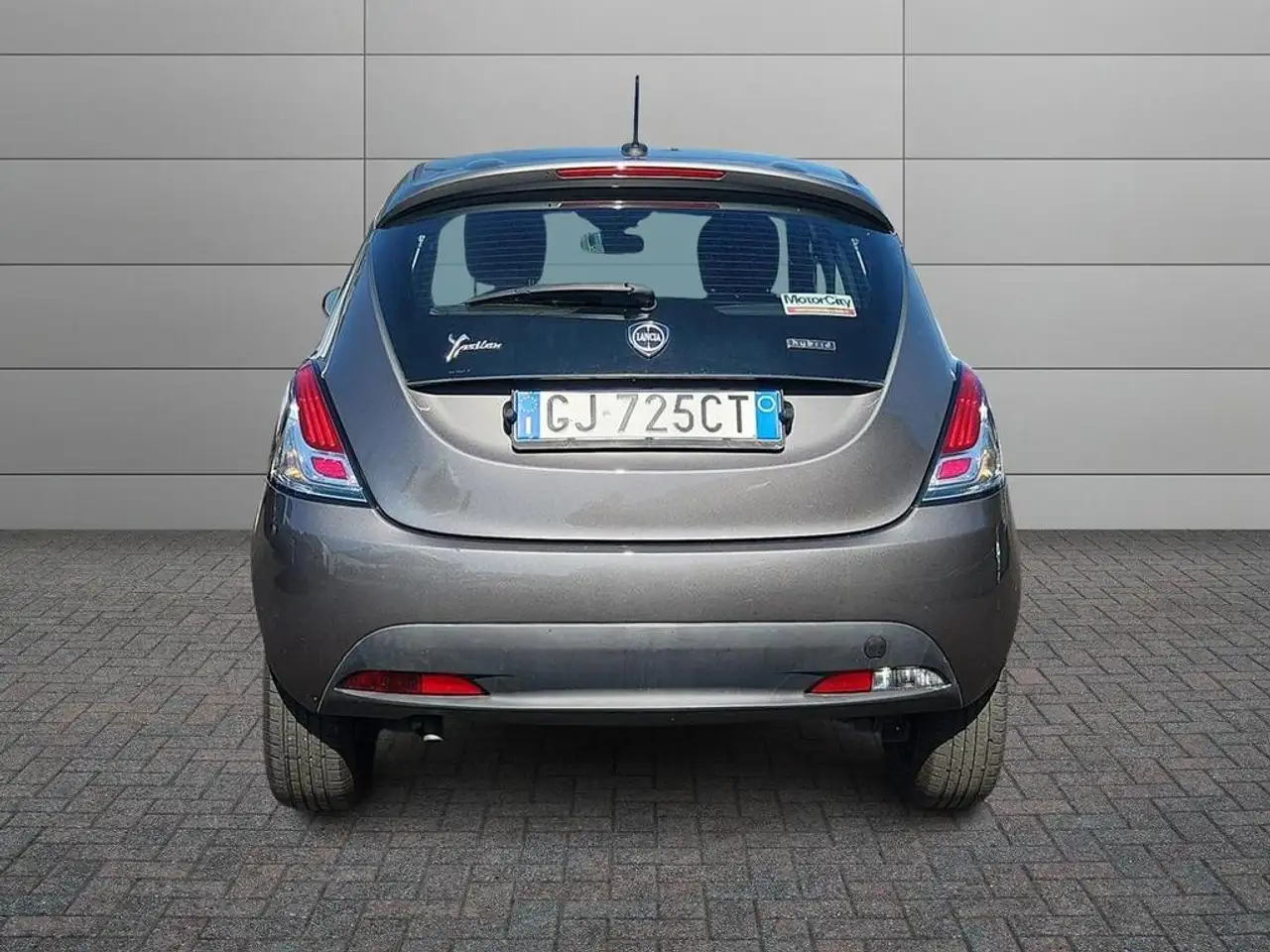 Lancia Ypsilon 2022 — фото 11