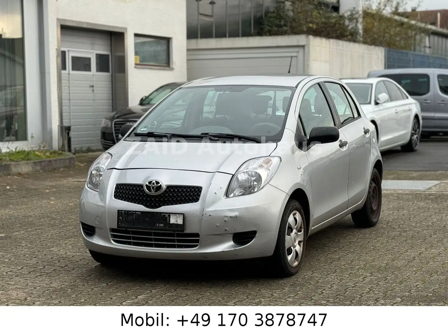 Toyota Yaris Luna 1.0L 5 Türig * 2 Hand * Neu Zahnrieme Silber - 1