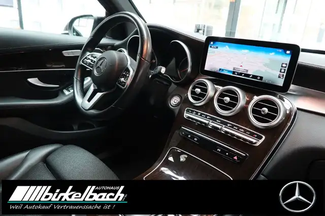 Mercedes-Benz GLC view 14