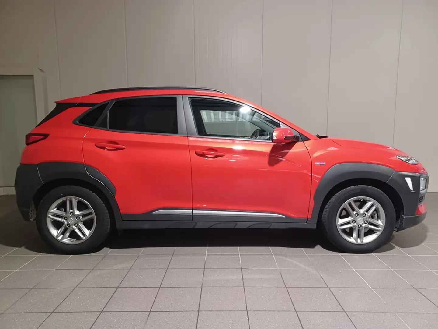 Hyundai KONA 1,6 GDi HEV Sky //leder//navi//camera//cruise//alu Orange - 2