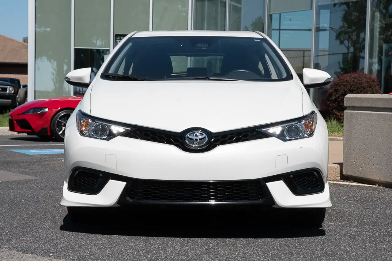 Toyota Corolla снимка Toyota Corolla