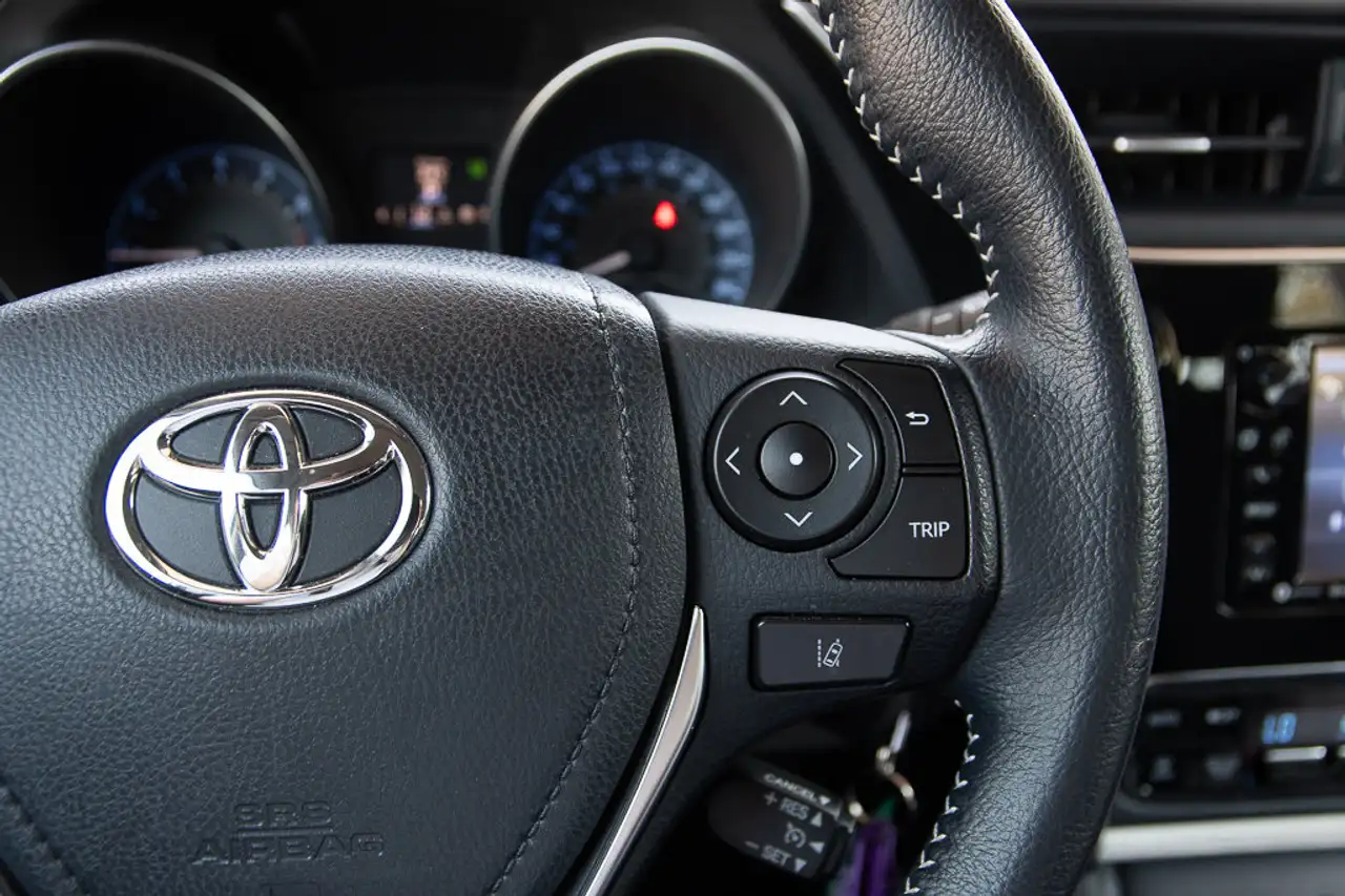 Toyota Corolla снимка Toyota Corolla