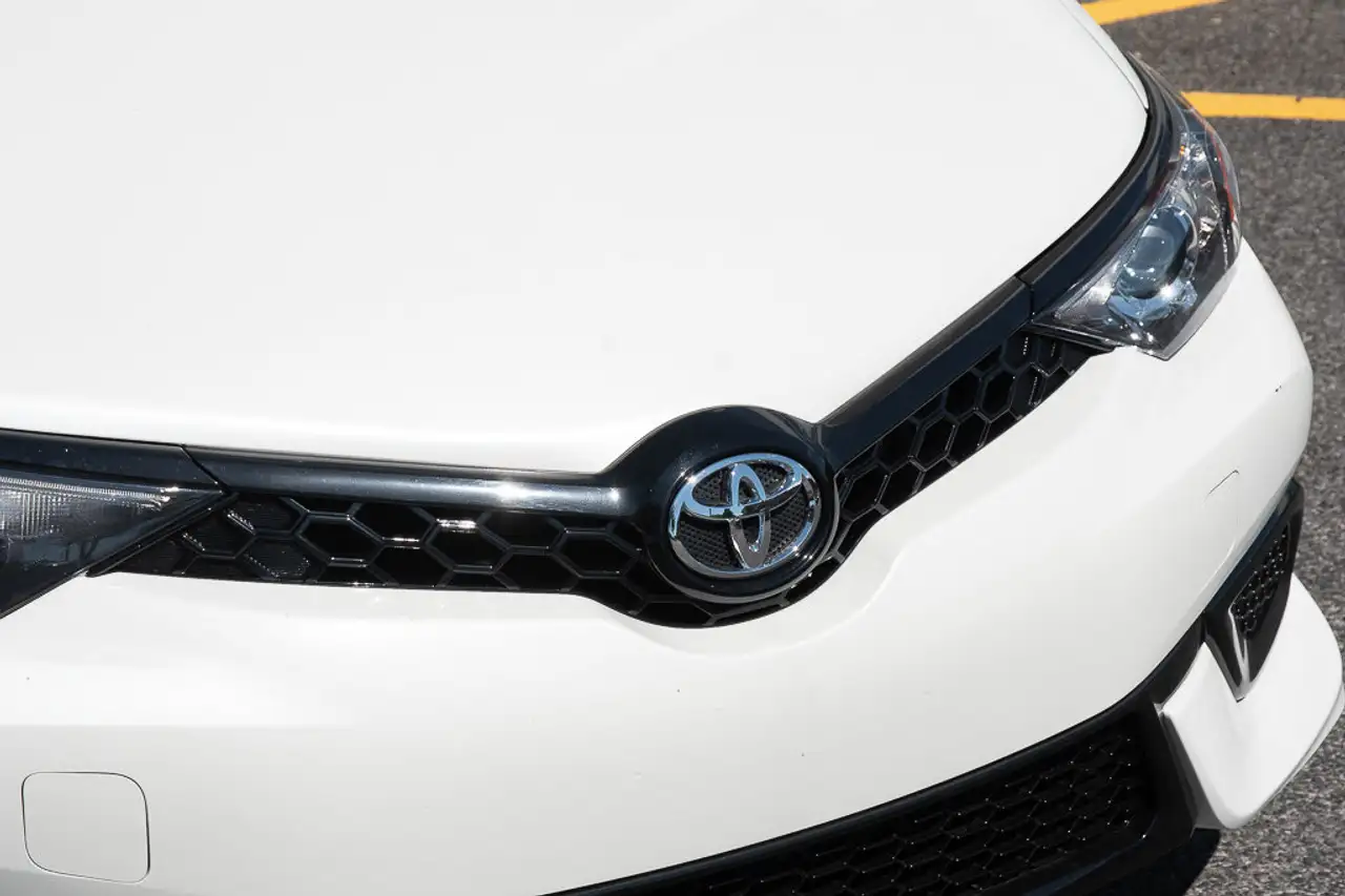 Toyota Corolla снимка Toyota Corolla