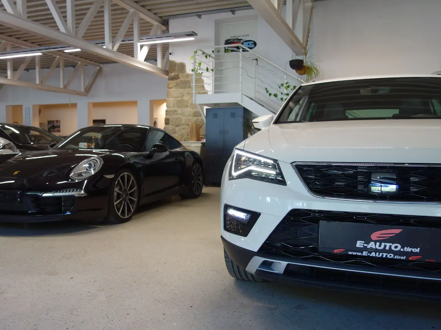 SEAT Ateca Xcellence 4WD 2.0 TDI DSG *AHK *ERSTBESITZ *SERVI Weiß - 2