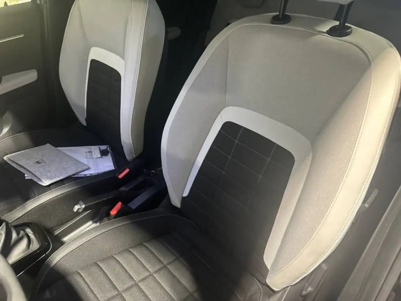 Citroen C3 4 Turbo 100 ch Manual MAX, миниатюра 9