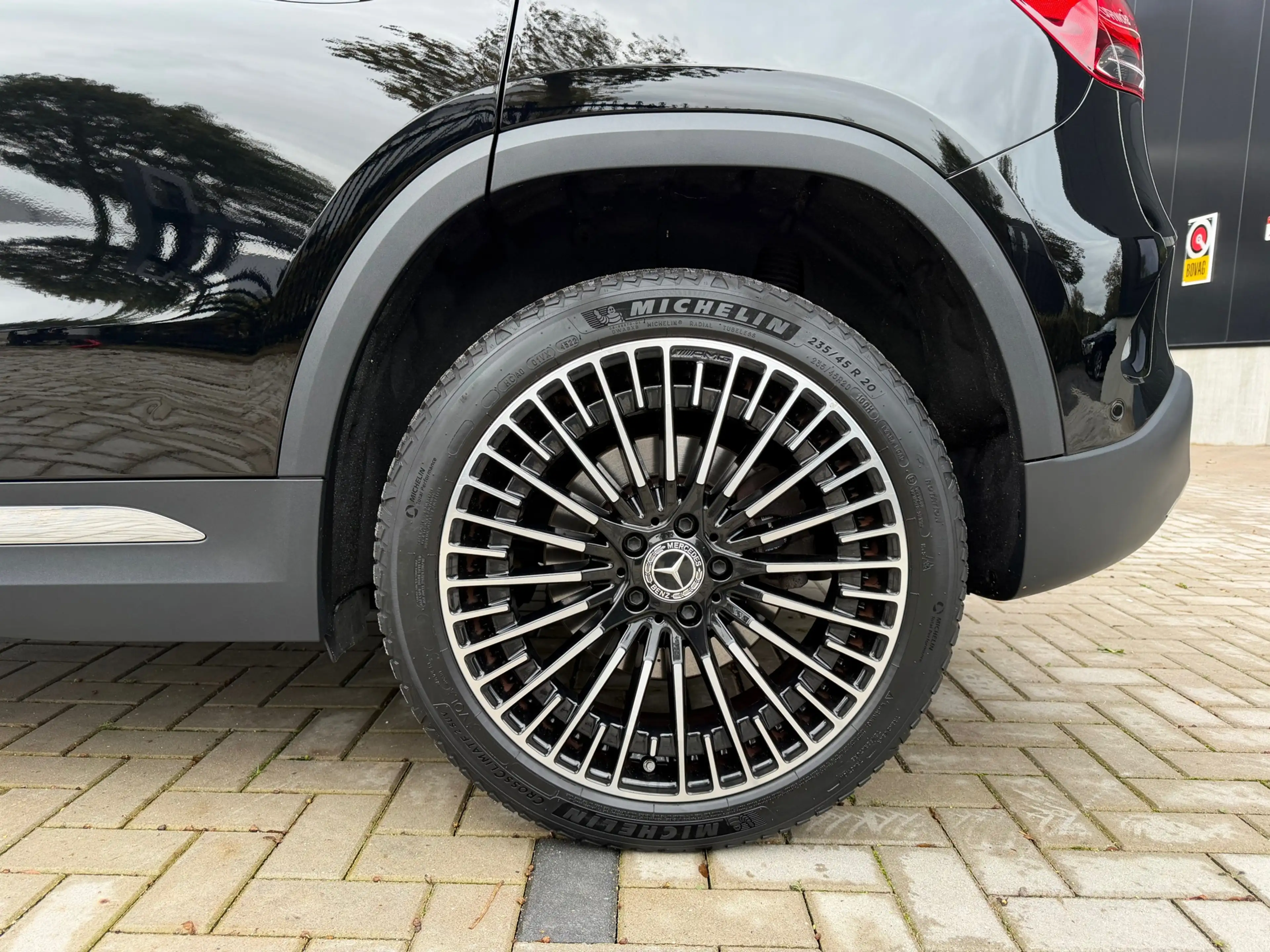 Mercedes-Benz EQA 250 AMG 67 kWh / Pano / Memory / Burmeister / Leer / A — photo 10