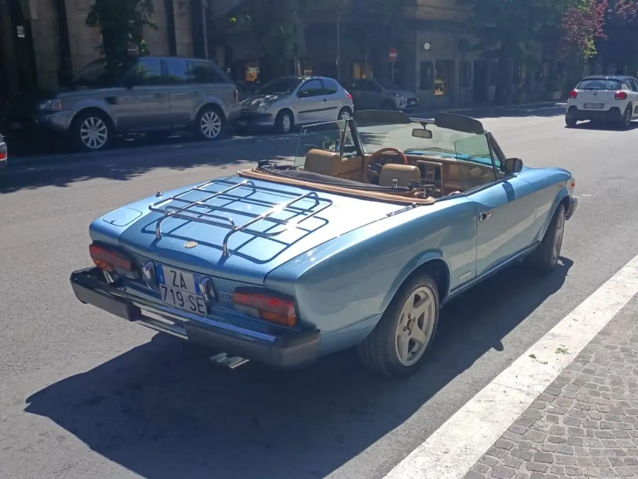 Fiat 124 Spider Europa Pininfarina, foto 8