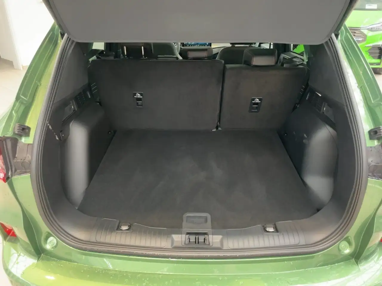 Ford Kuga 2.5 Duratec FHEV ST-Line X ACC+LED+Navi+SD 15