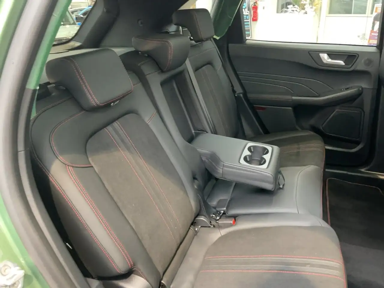 Ford Kuga 2.5 Duratec FHEV ST-Line X ACC+LED+Navi+SD 13