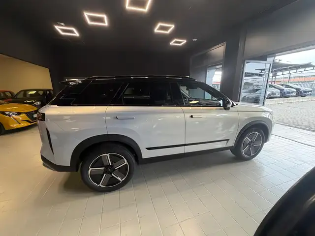Jaecoo J7 view 8