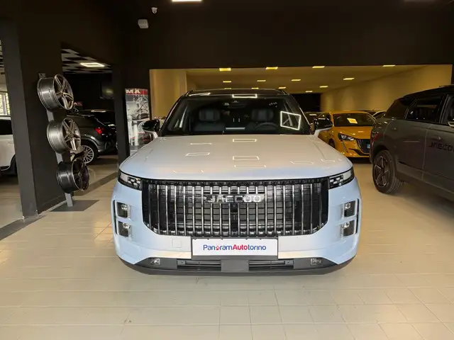 Jaecoo J7 view 2