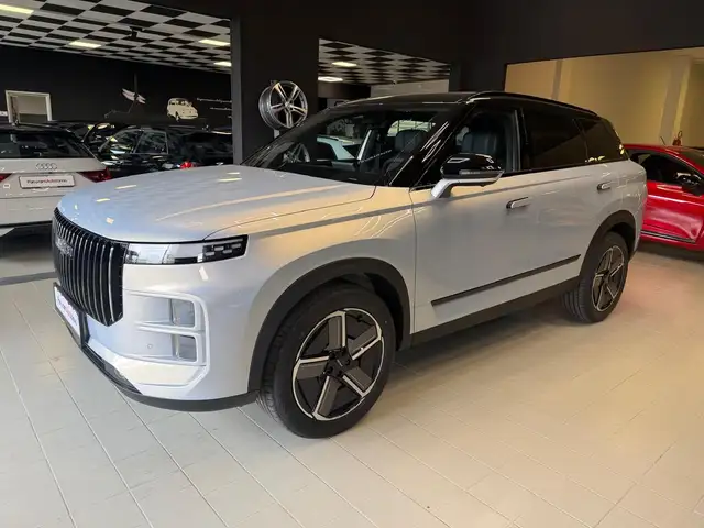 Jaecoo J7 view 3