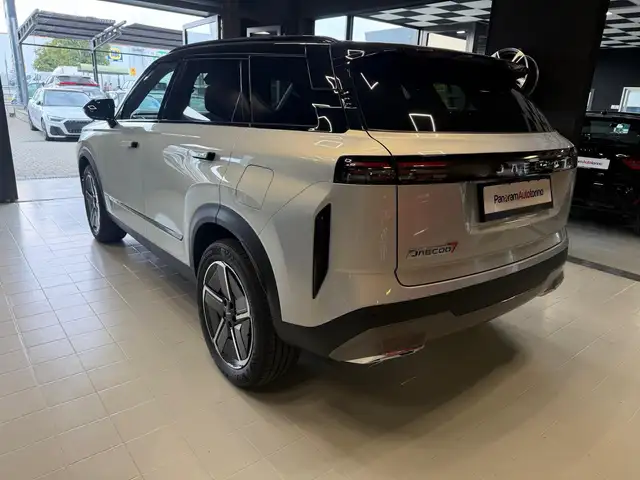 Jaecoo J7 view 5