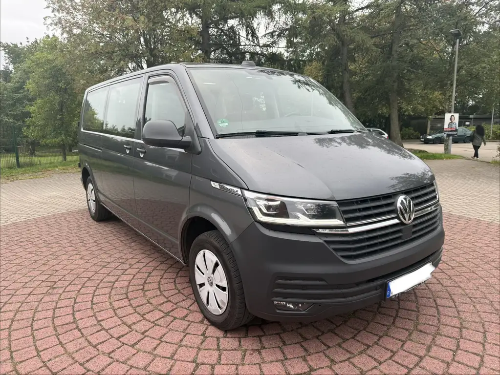 Volkswagen T6.1 Caravelle 2023 из Европы — купить под ключ