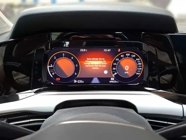 Volkswagen Golf view 10