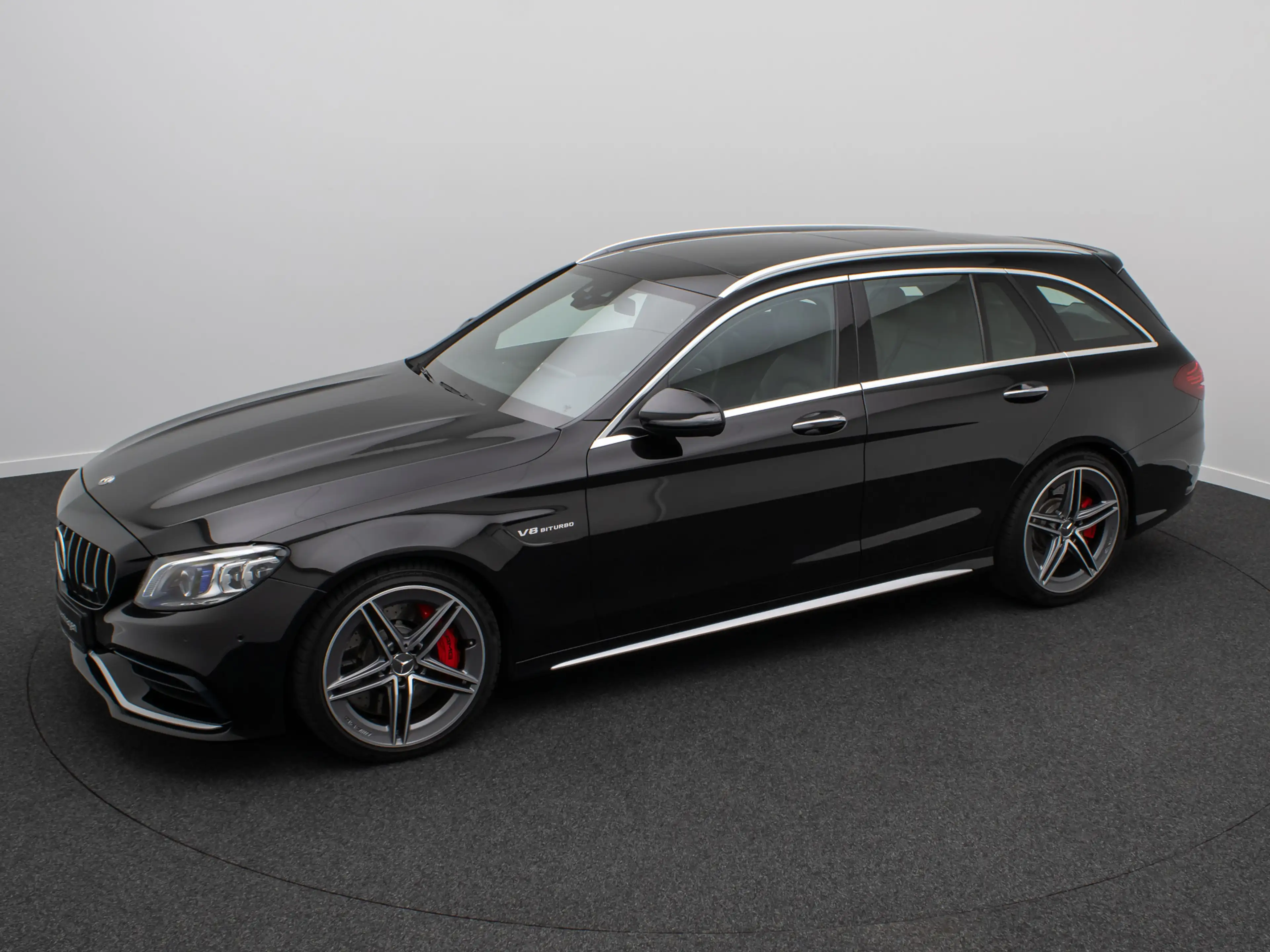 Mercedes-Benz C 63 AMG Panorama DAB Burmester Komfort Voll — photo 12