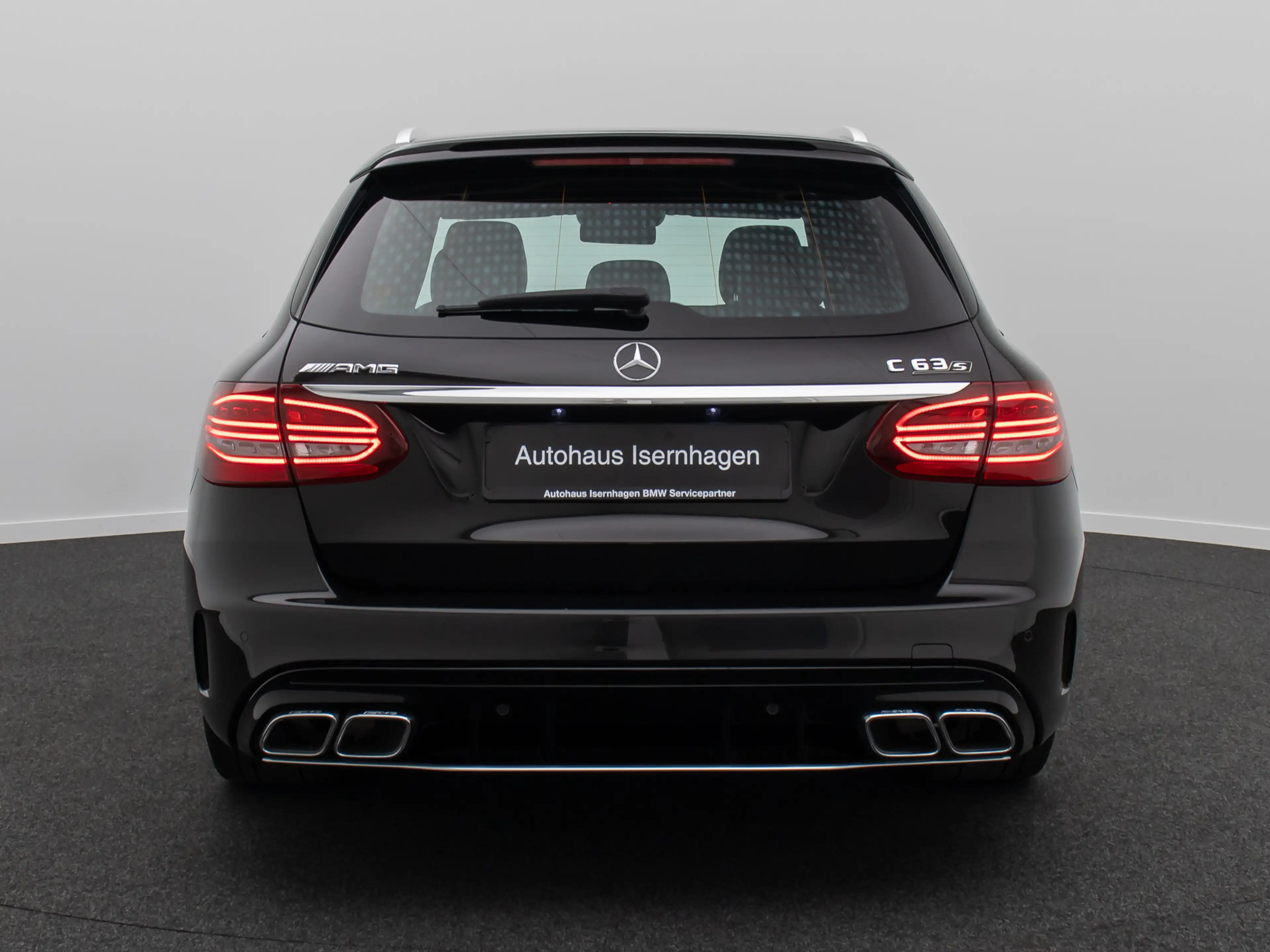 Mercedes-Benz C 63 AMG Panorama DAB Burmester Komfort Voll — photo 8