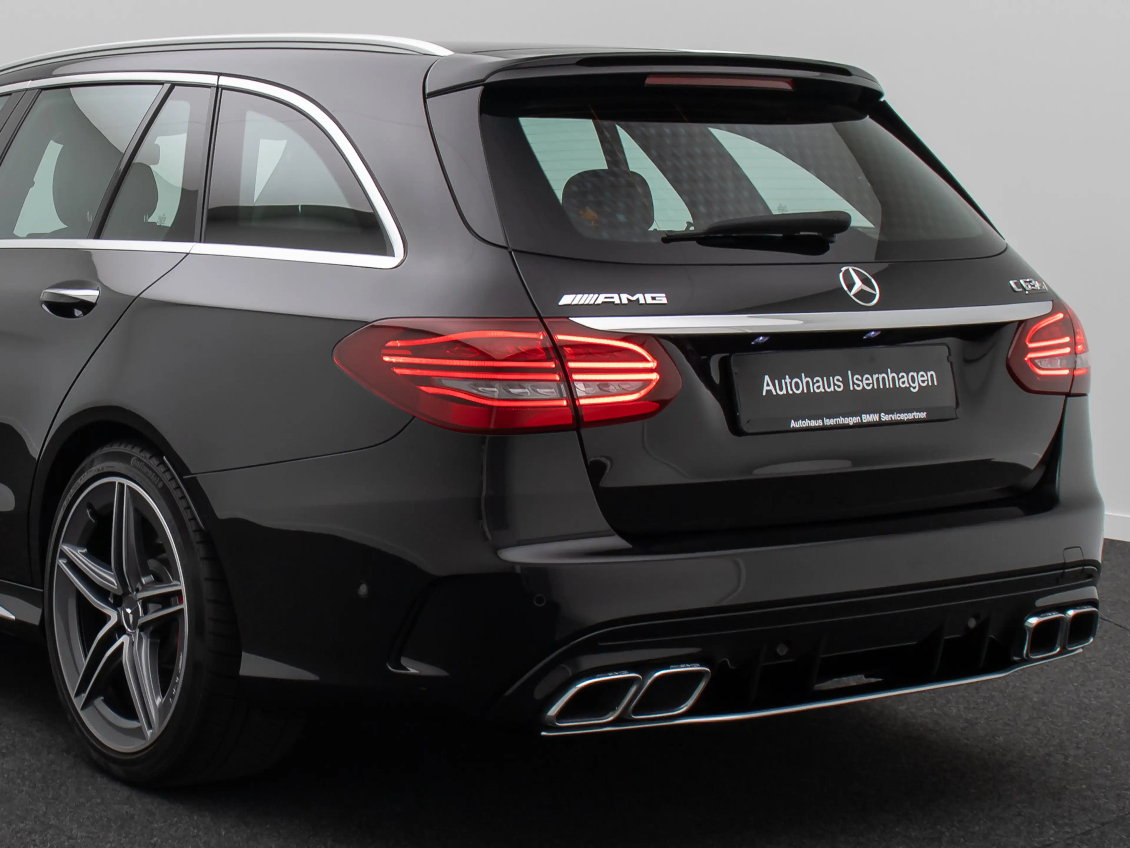 Mercedes-Benz C 63 AMG Panorama DAB Burmester Komfort Voll — photo 14