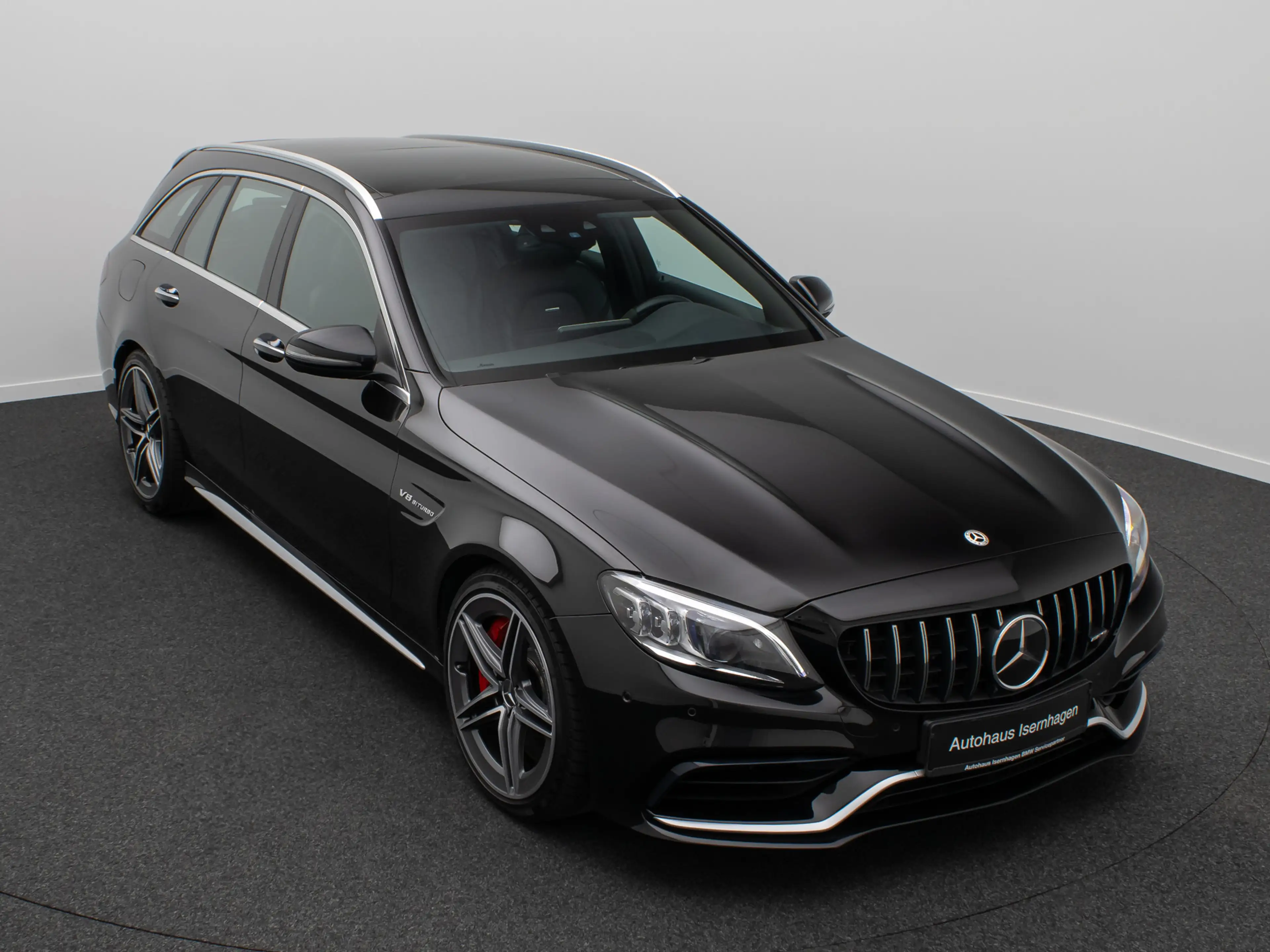 Mercedes-Benz C 63 AMG Panorama DAB Burmester Komfort Voll — photo 3