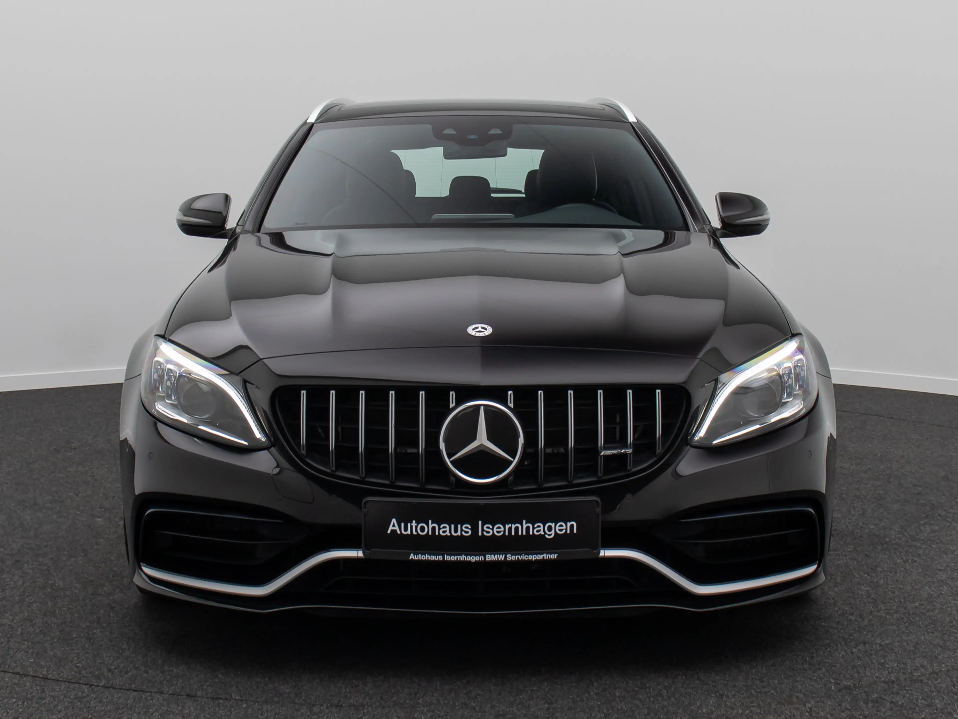 Mercedes-Benz C 63 AMG Panorama DAB Burmester Komfort Voll — photo 2