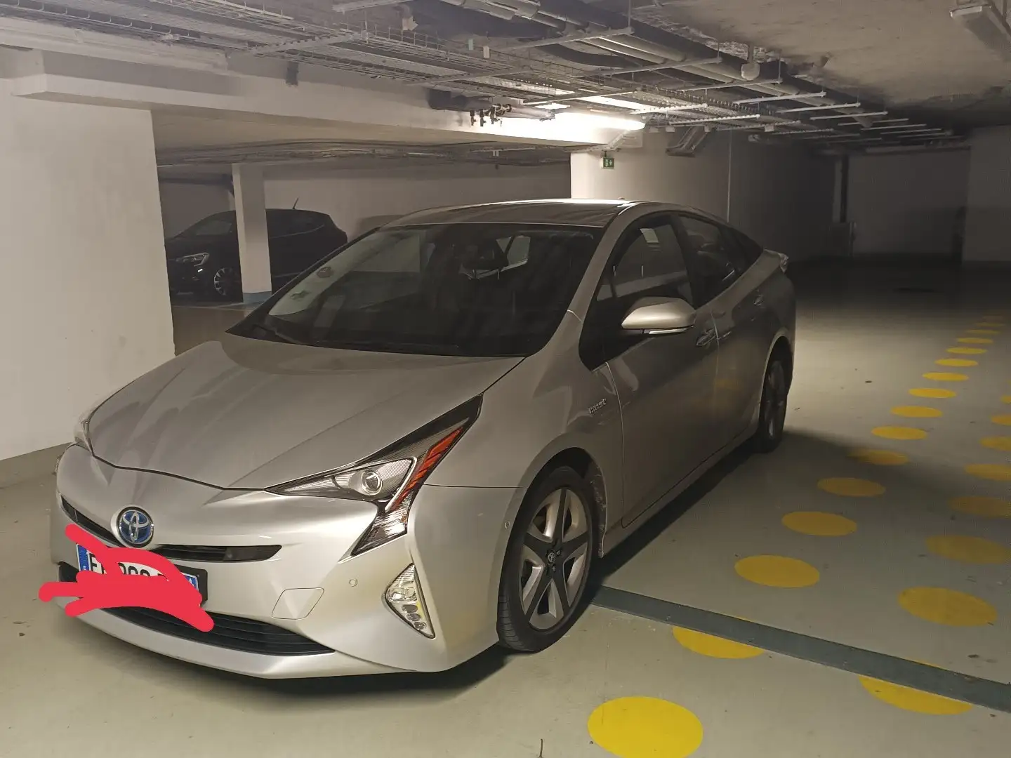 Toyota Prius Hybride Lounge Grey - 1
