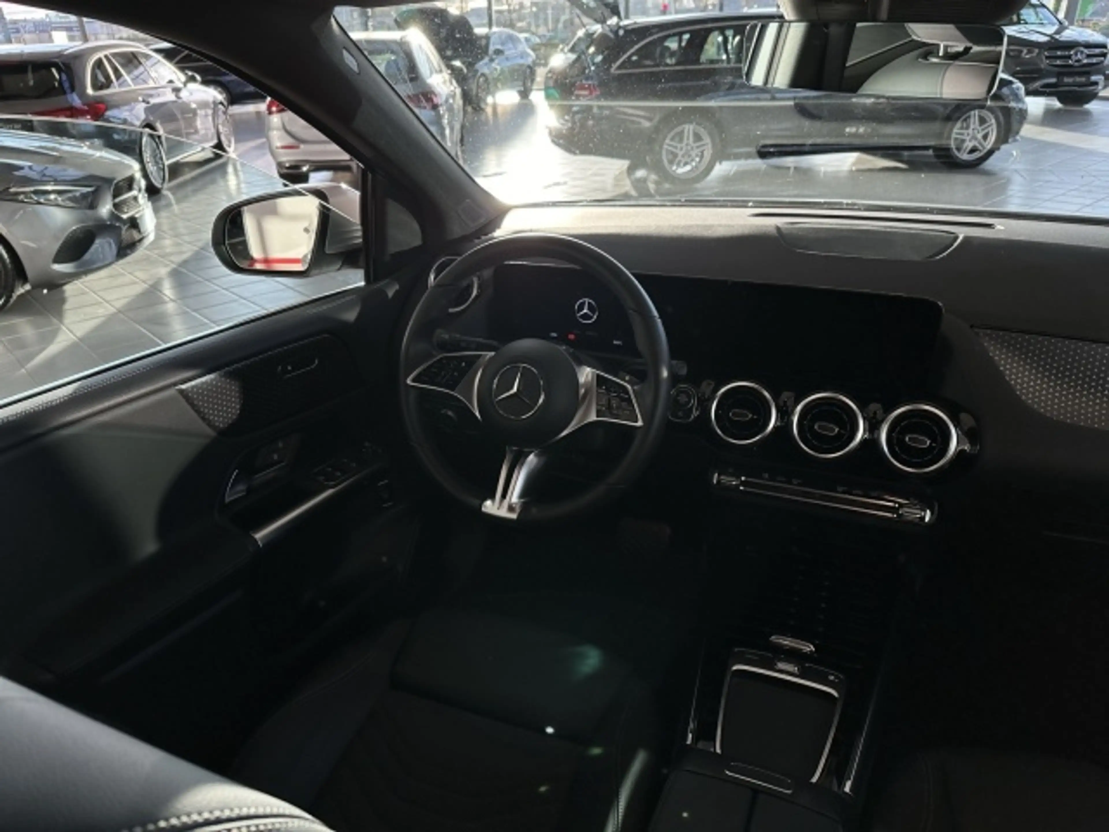 Mercedes-Benz B 200 B 200 d Progressive MBUX+NAVI+KAMERA+LED-LICHT BC — photo 8