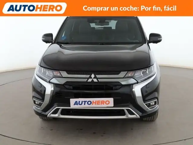 Mitsubishi Outlander view 9