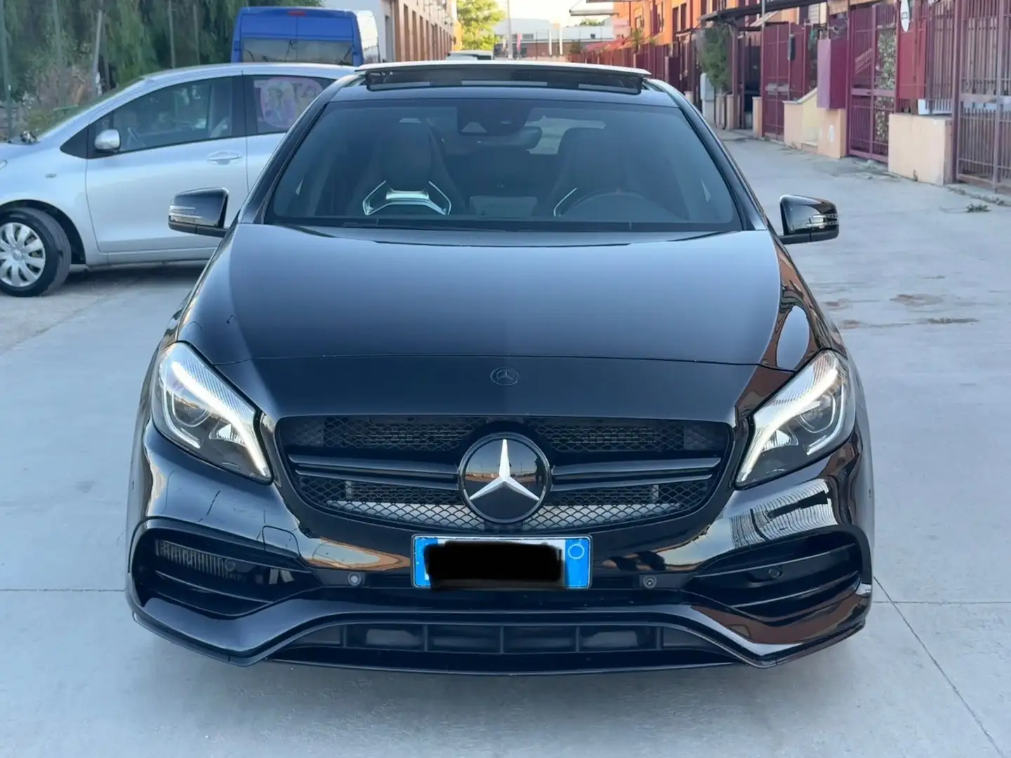 Mercedes-Benz A 45 AMG A 45 AMG 4Matic Automatic Noir - 1
