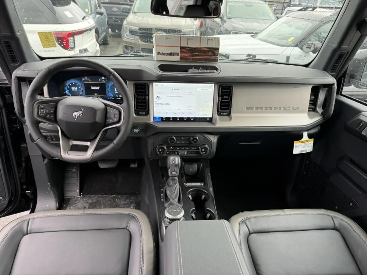 Ford Bronco снимка Ford Bronco
