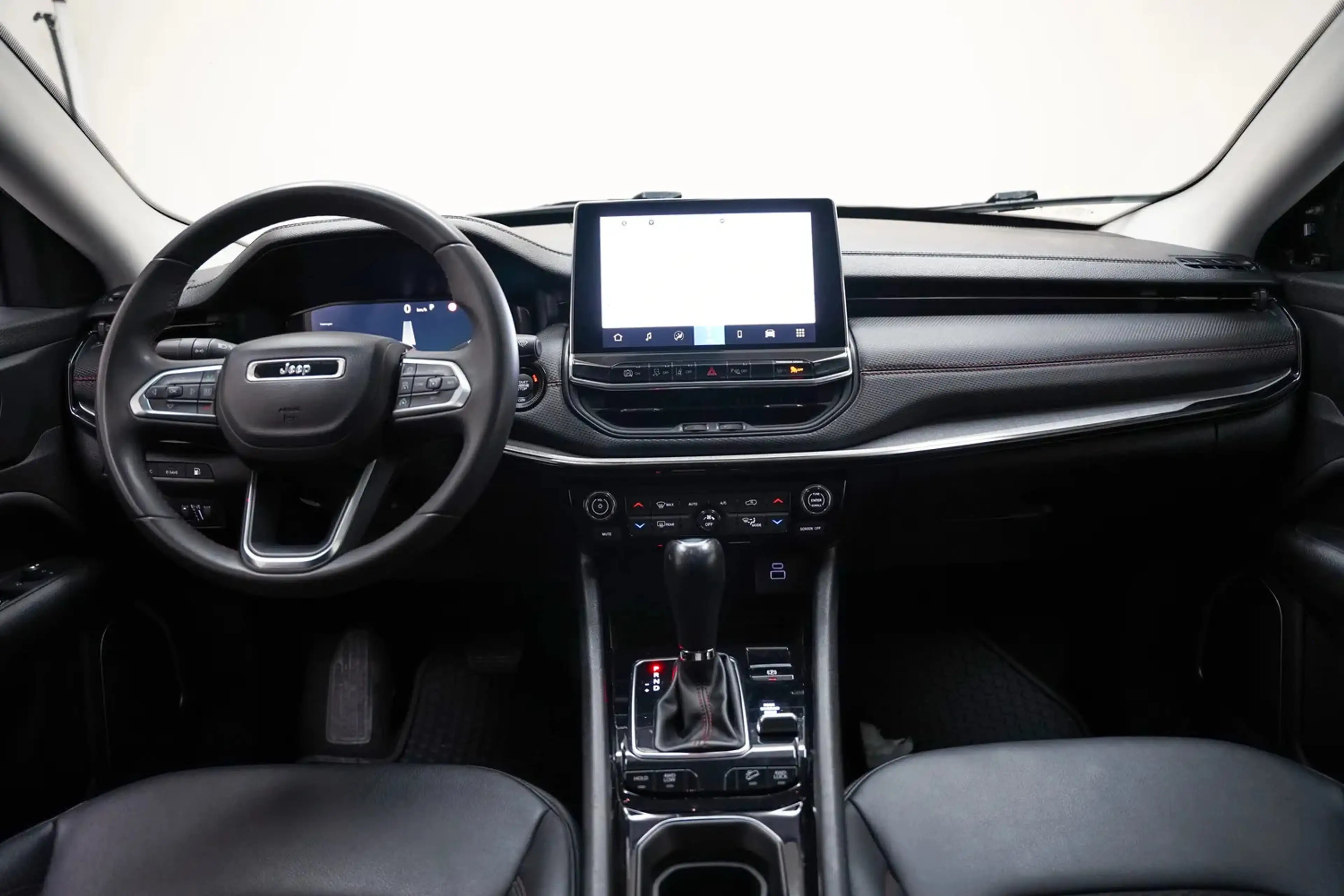 Jeep Compass 240 xe Plug-in Trailhawk [ SoH 91,4% | LED Navi Ca — photo 4