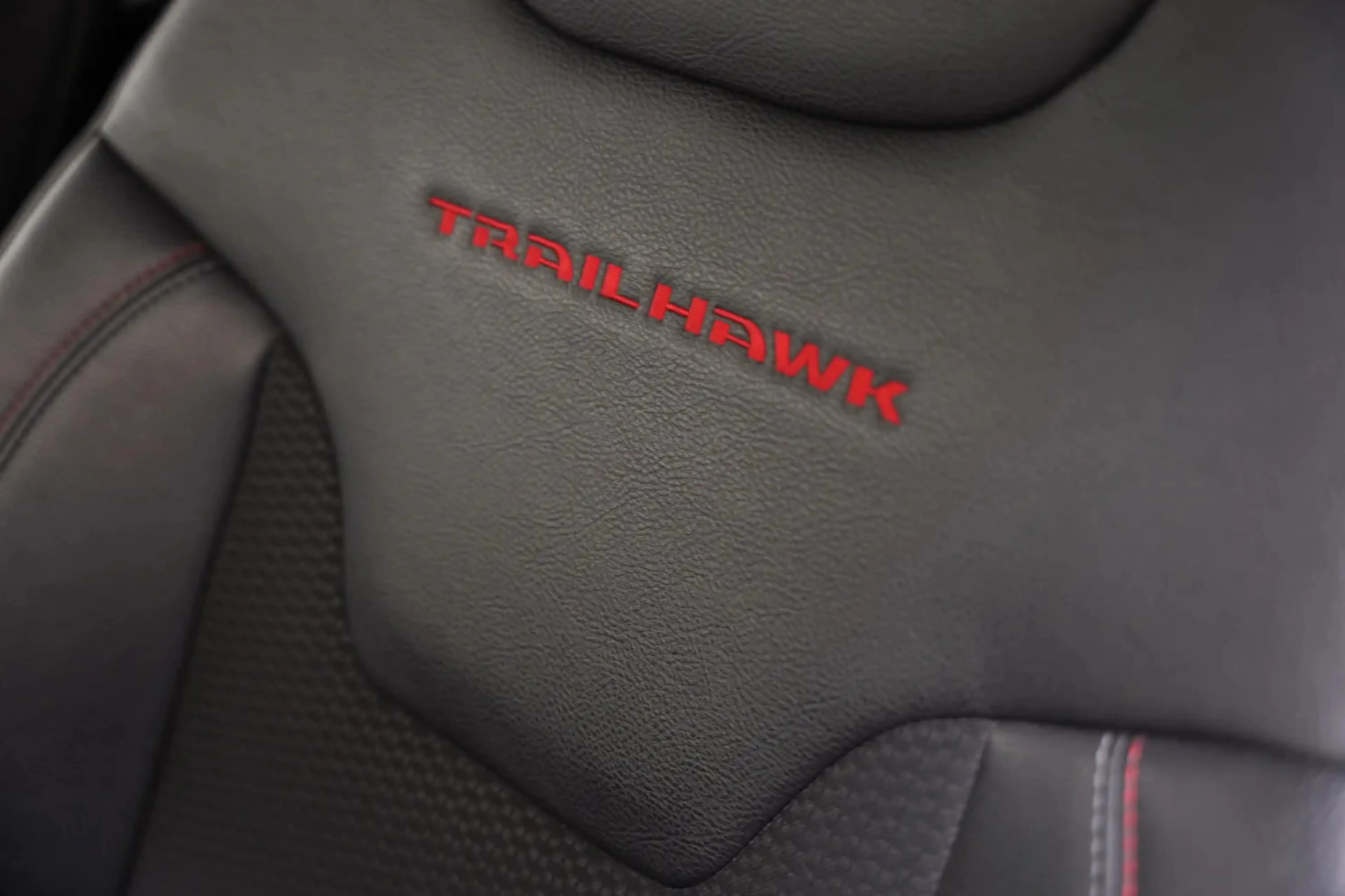 Jeep Compass 240 xe Plug-in Trailhawk [ SoH 91,4% | LED Navi Ca — photo 11