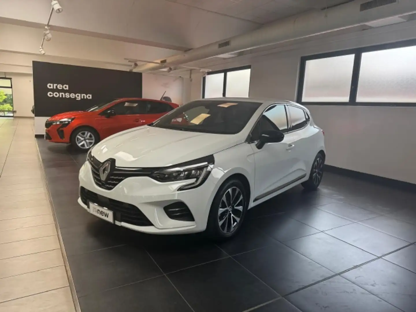 Renault Clio Clio 1.6 E-Tech full hybrid Techno 145cv auto Bianco - 1