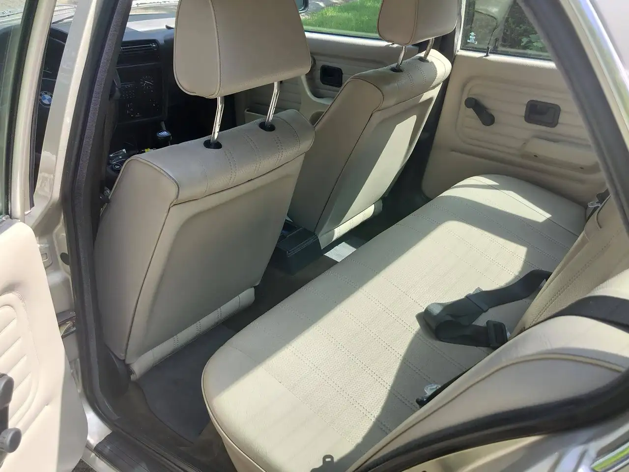 BMW 325e, bj 1985, foto 5