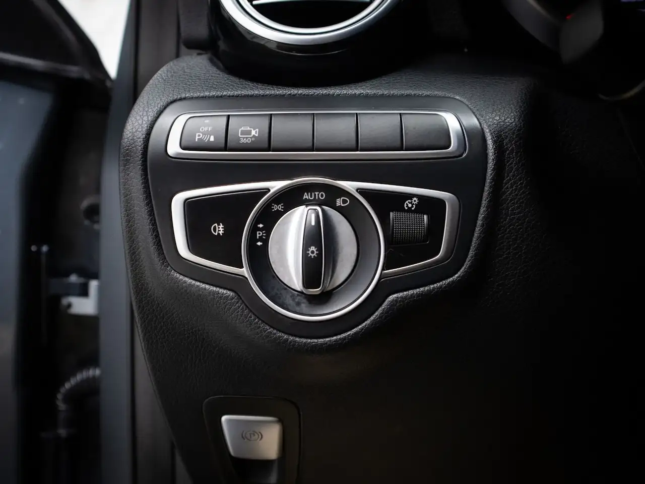 Mercedes-Benz GLC photo Mercedes-Benz GLC