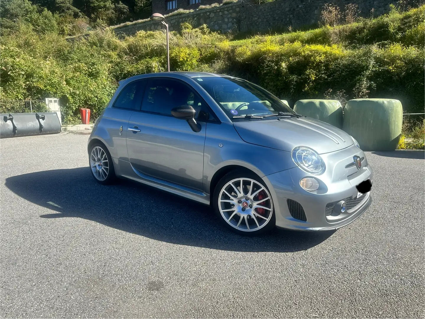 Abarth 695 695 Tributo Ferrari Gris Titanio. Unidad 68 de 99 Plateado - 2