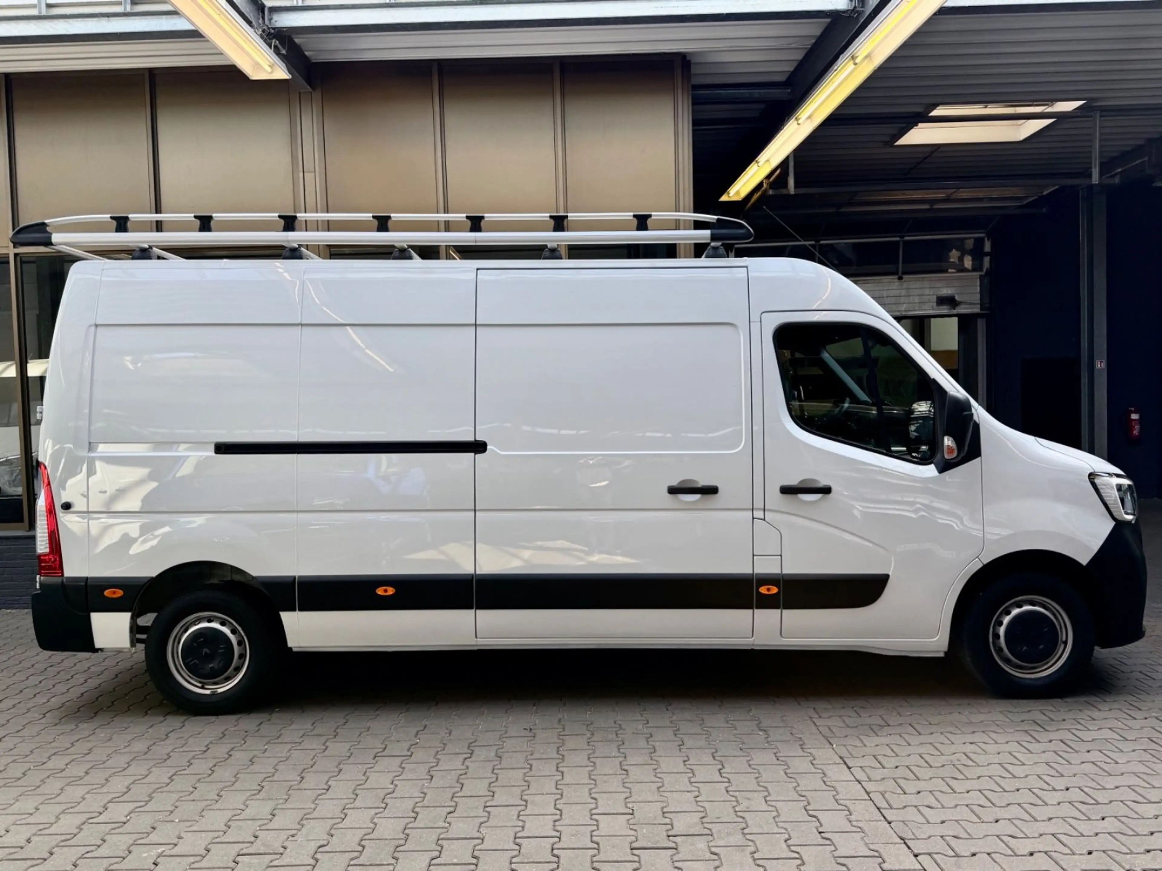 Renault Master 2.3 D L3H2 3,5t AHK KLIMA TEMPOMAT PDC — photo 14
