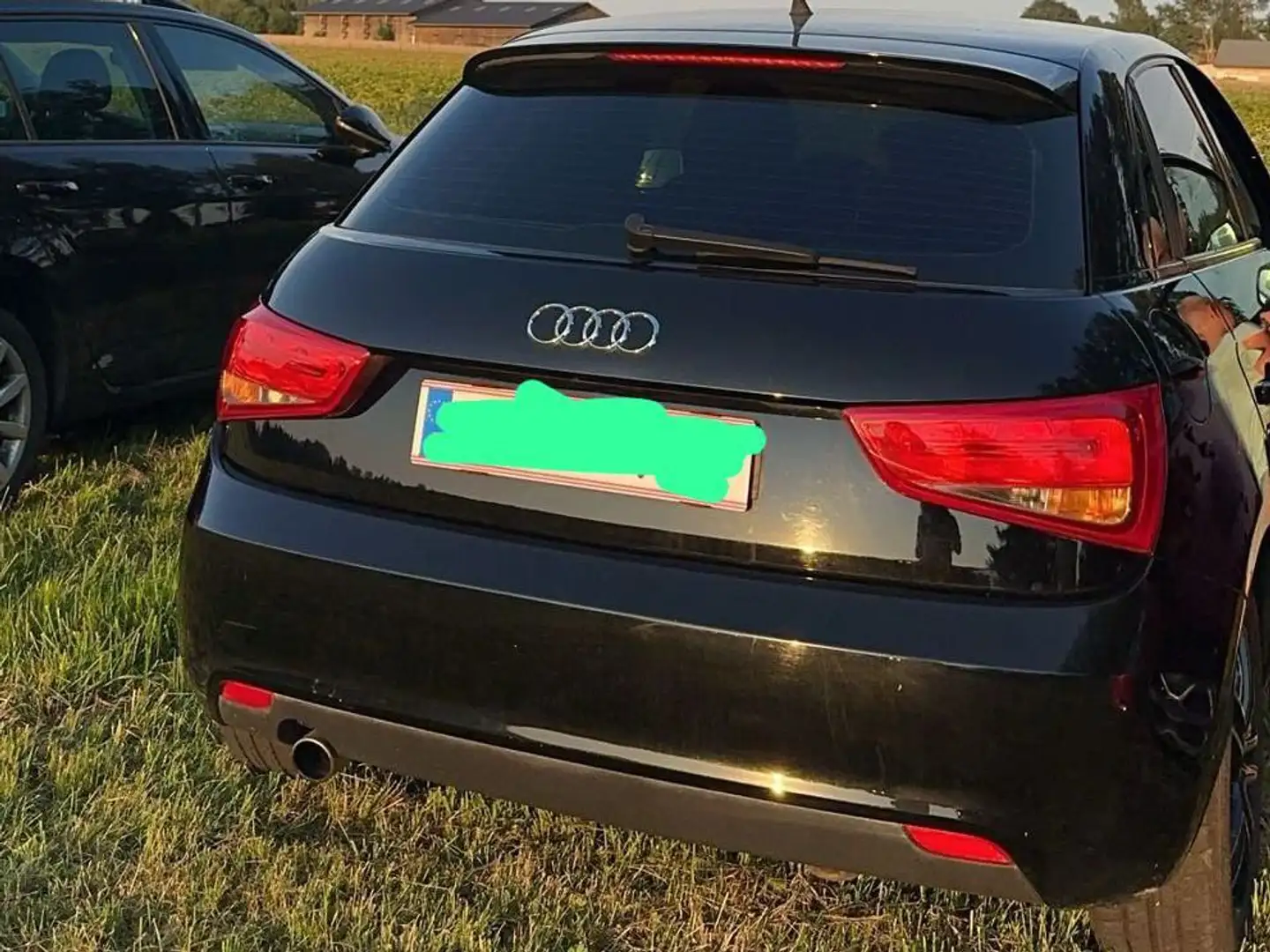 Audi A1 A1 SB 1,2 TFSI Ambition Ambition Schwarz - 2