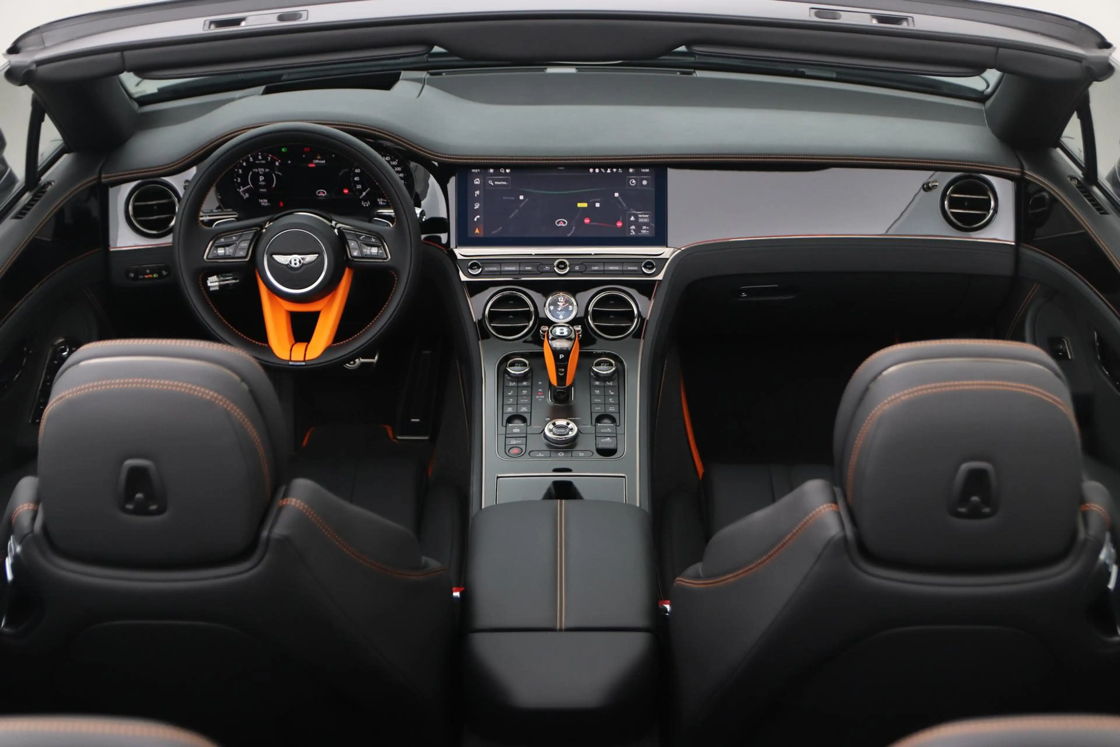 Bentley Continental GTC 4.0 V8 Hybrid Black Edition | Touring Specificatio — photo 4